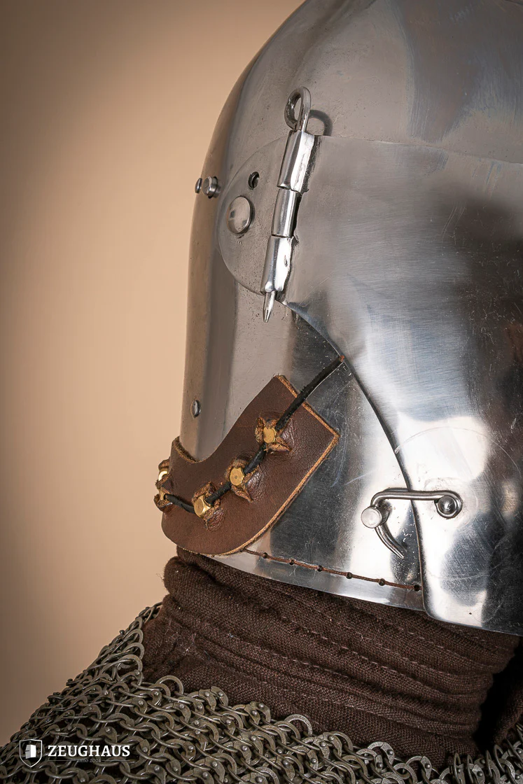 Bascinet Helmet with Visor 2mm Polished - Image 5