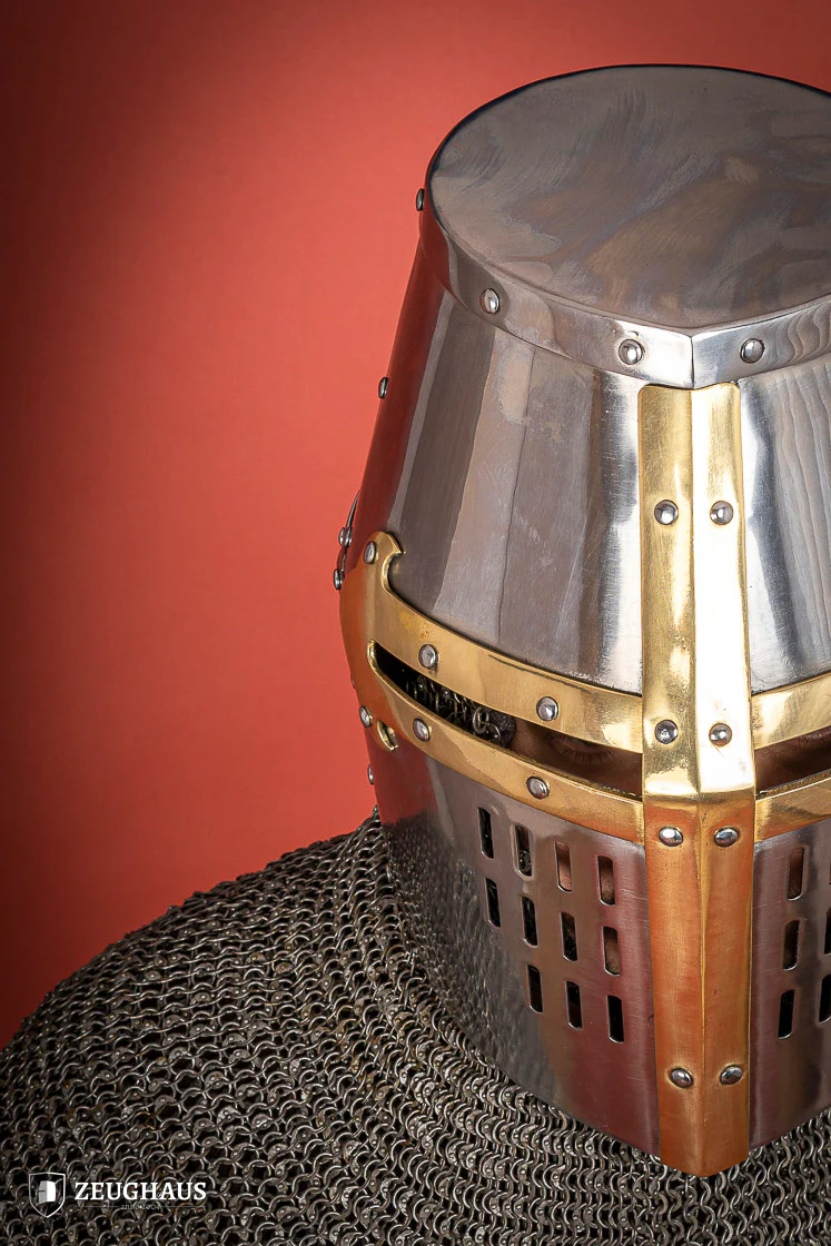Crusader Great Helmet 1,6mm with Brass - Image 6