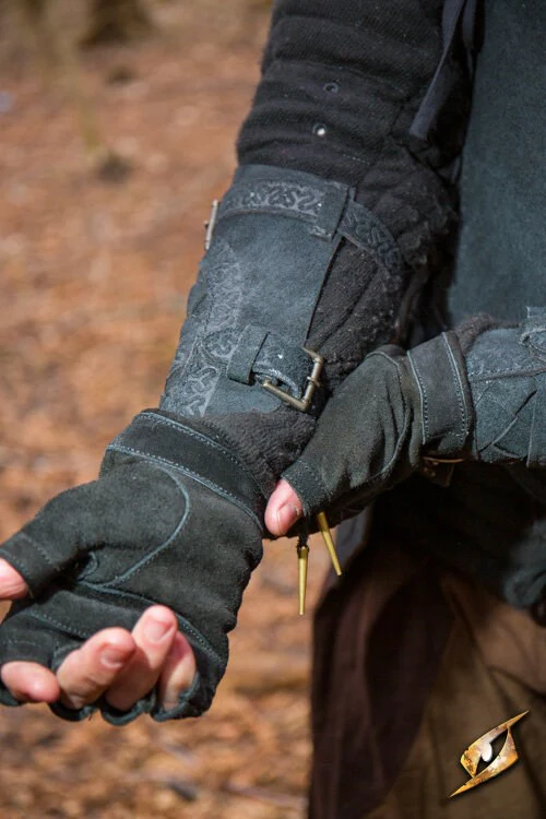 Ranger Bracers Suede Black - Image 4