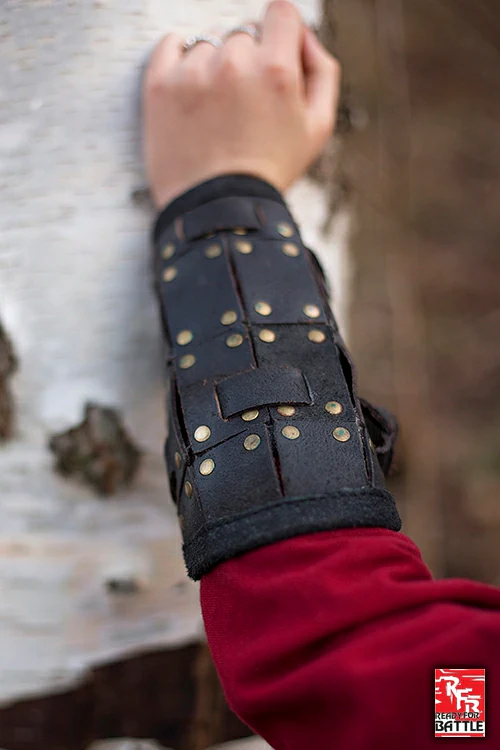 Ready for Battle Bracers Fighter Black - Image 4