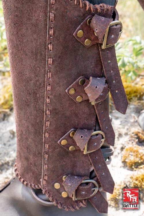 Ready for Battle Greaves Veteran Brown - Image 3