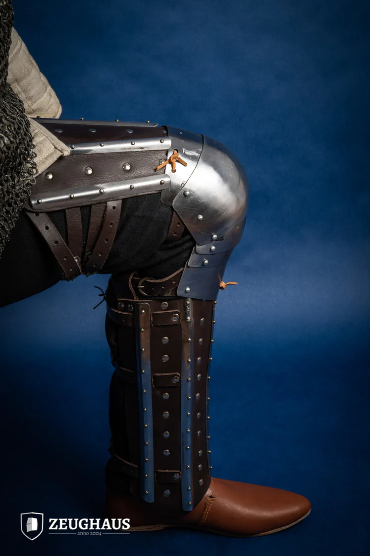 Splinted Leg Armor Brown - Image 5